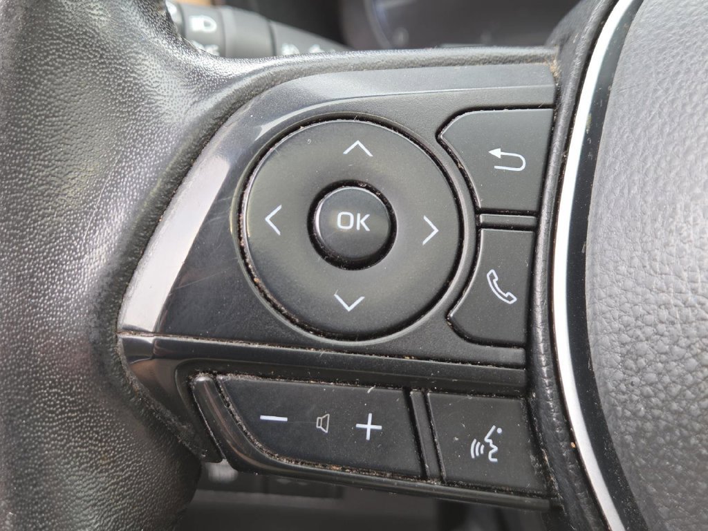 Used 2024 Toyota RAV4 Limited FWD image 29