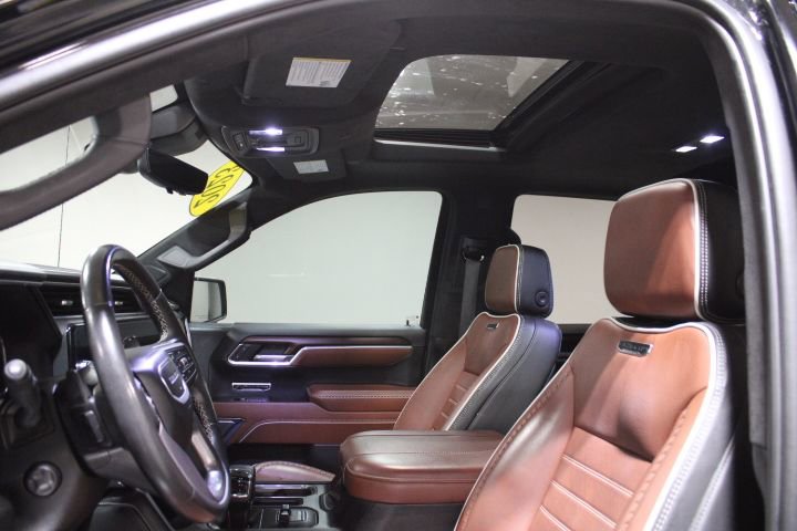 Used 2023 GMC Sierra 1500 Denali Ultimate image 3