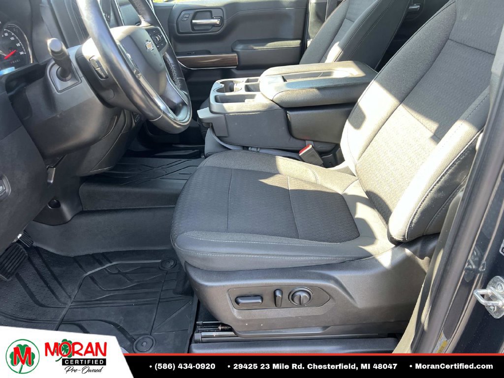 Used 2019 Chevrolet Silverado 1500 LT w/ All-Star Edition AWD/4WD image 17