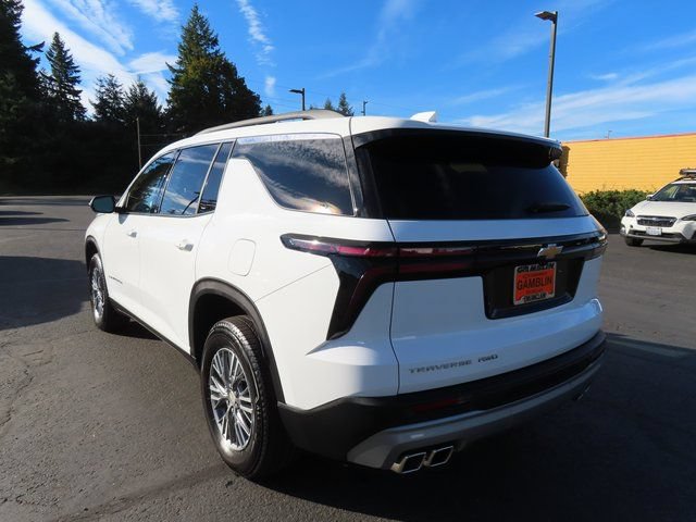 Used 2025 Chevrolet Traverse LT AWD/4WD image 5