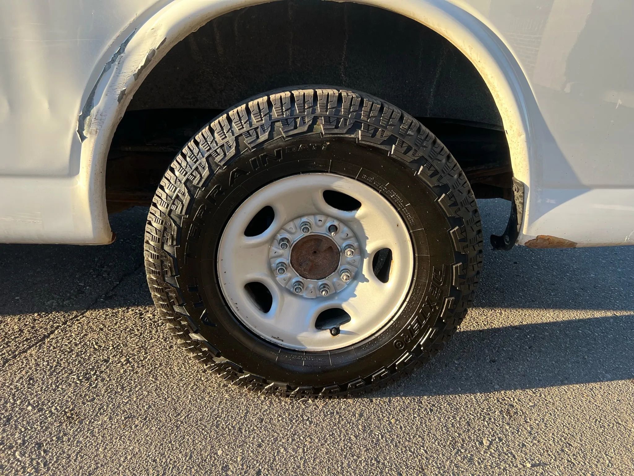 Used 2015 Chevrolet Express 2500 image 10