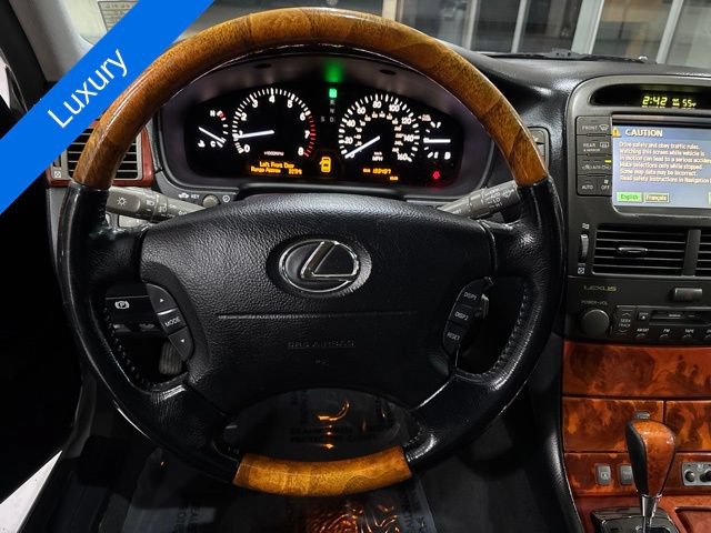 Used 2005 Lexus LS 430 RWD image 19