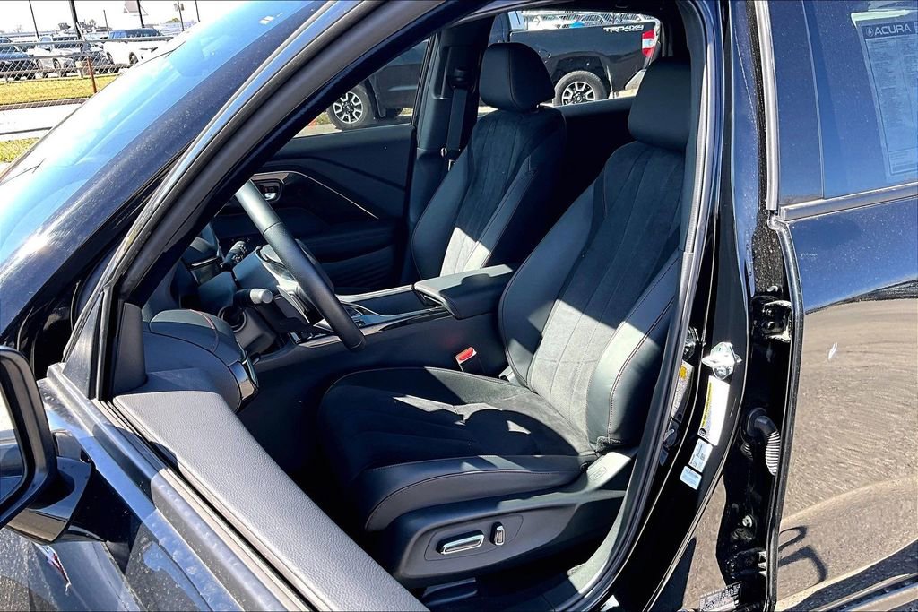 Certified 2025 Acura ADX A-Spec image 36