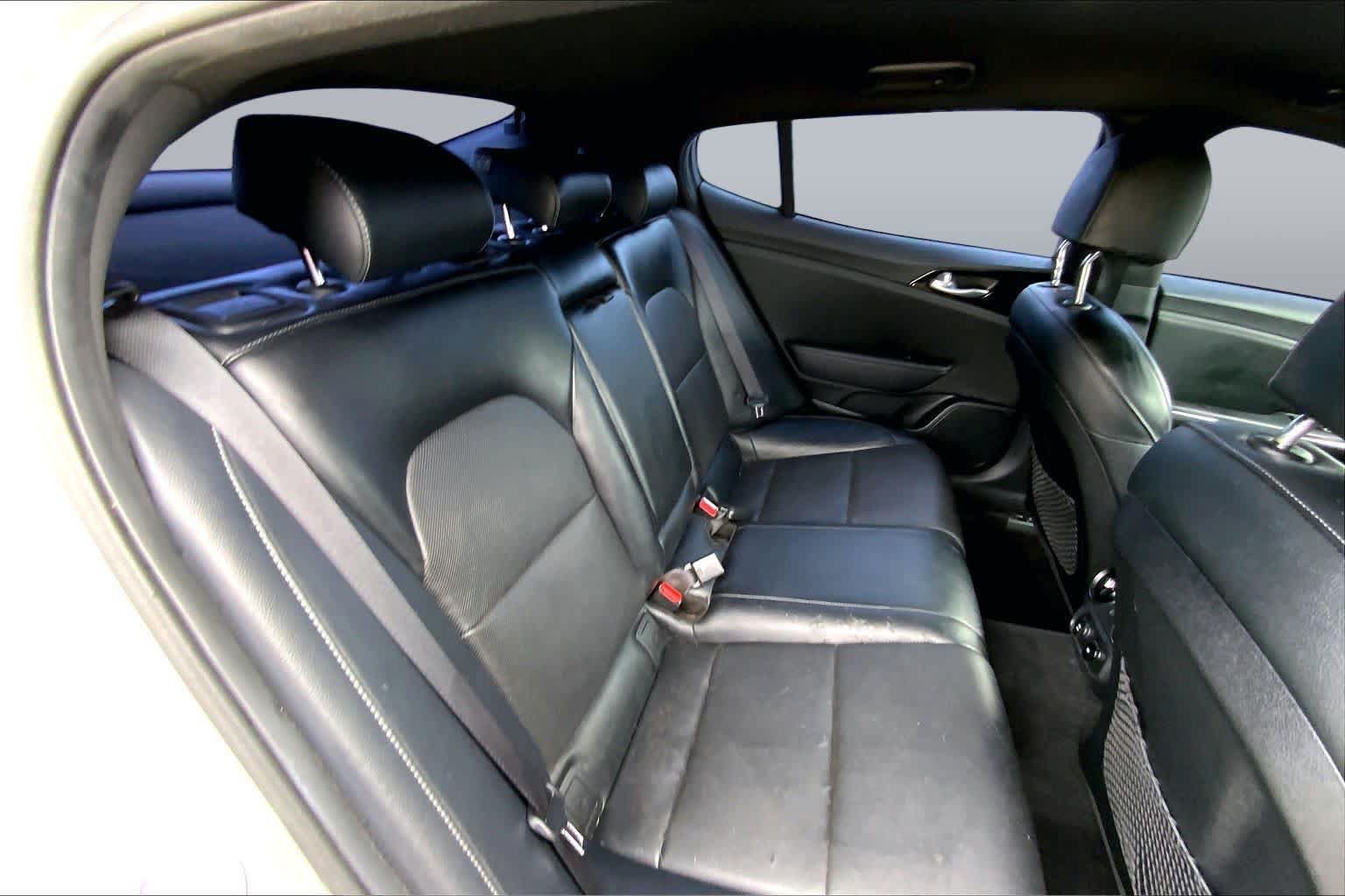 Used 2022 Kia Stinger GT-Line RWD image 19