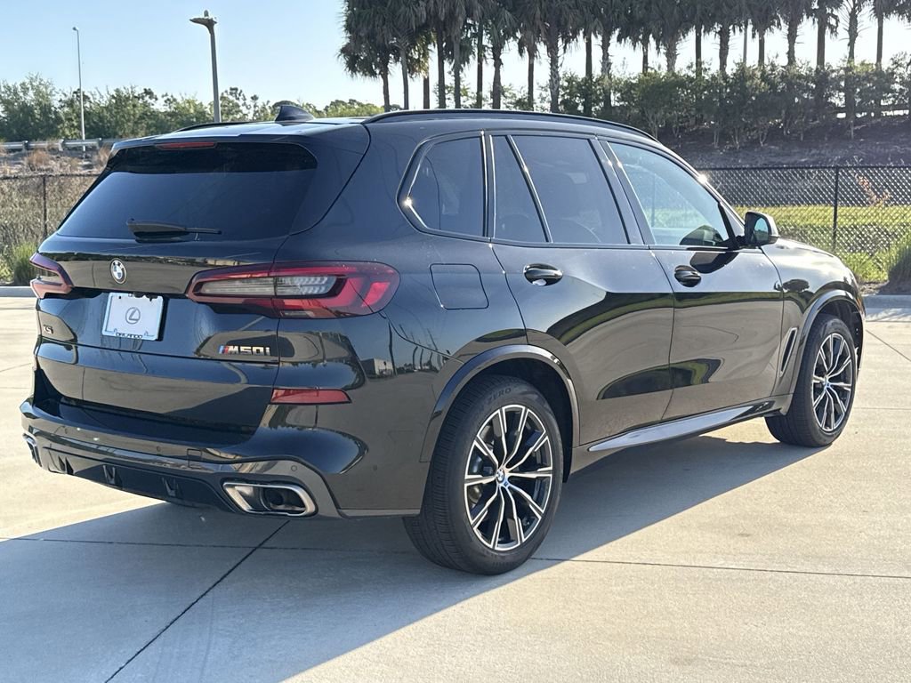 Used 2023 BMW X5 M50i w/ Climate Comfort Package AWD/4WD image 11