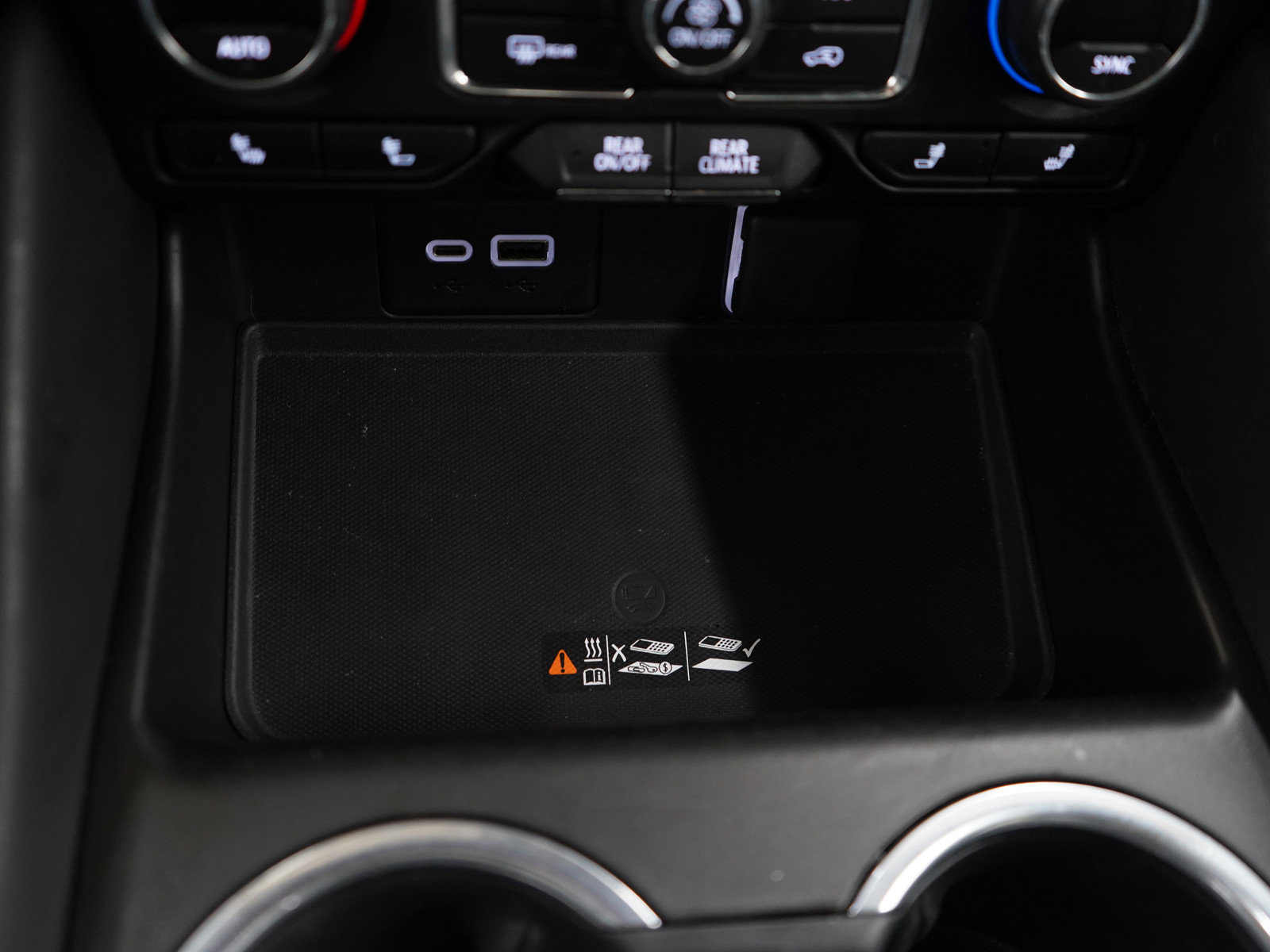 Used 2021 Chevrolet Tahoe Z71 w/ Luxury Package image 26