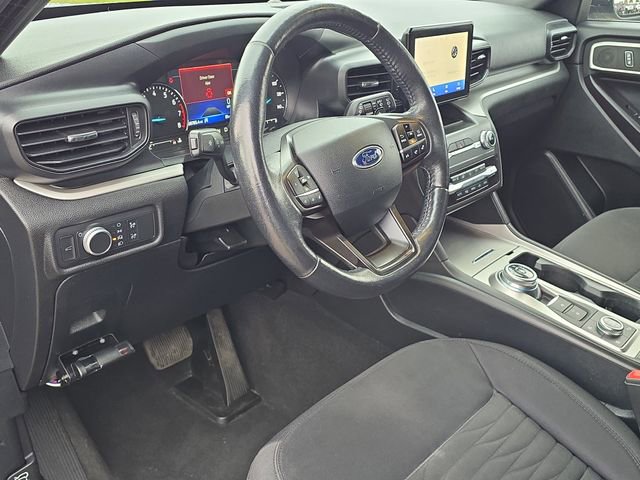 Used 2020 Ford Explorer XLT w/ Comfort Package image 14