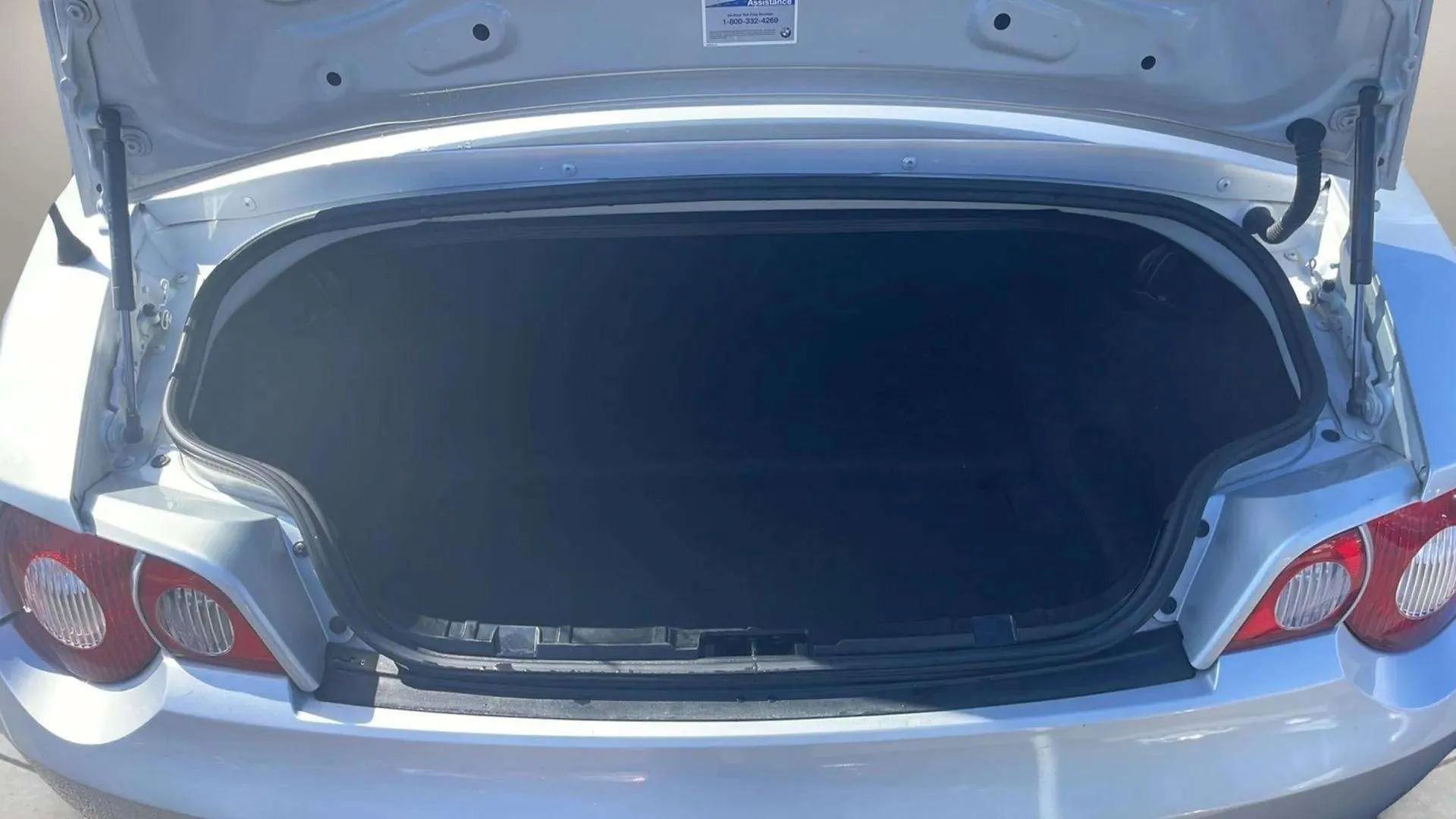 Used 2005 BMW Z4 2.5i image 20