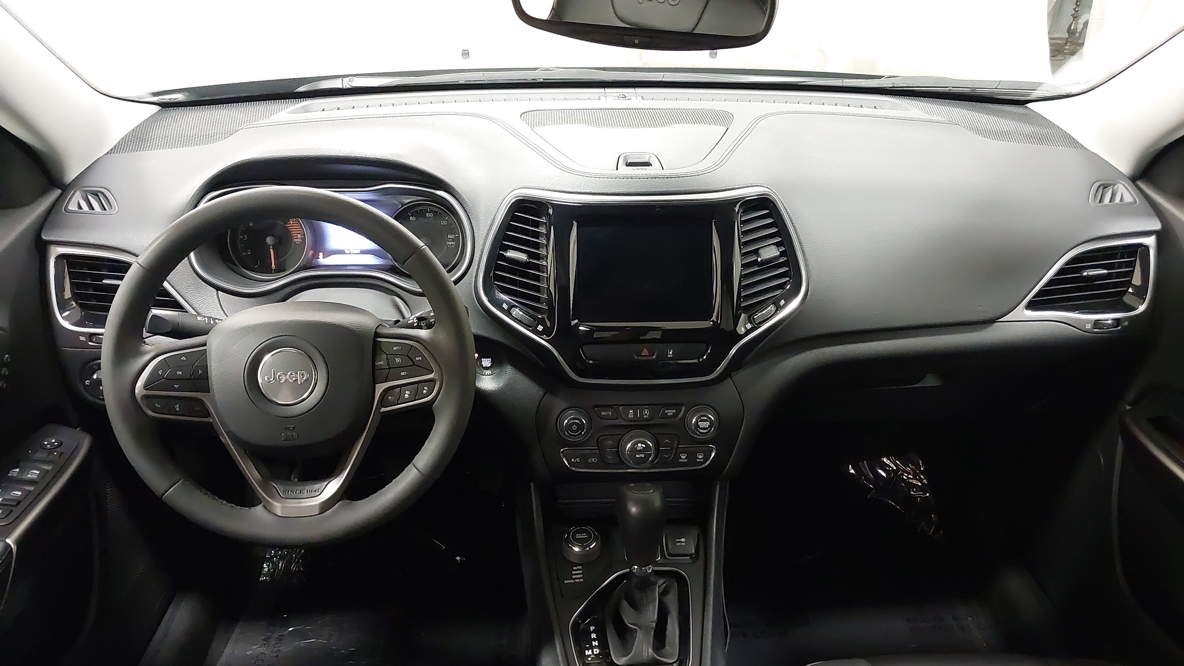 Used 2022 Jeep Cherokee Limited AWD/4WD image 32