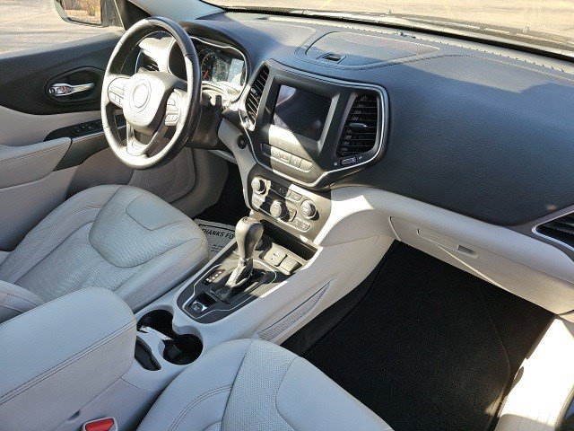 Used 2021 Jeep Cherokee Latitude Lux w/ Sun & Sound Group image 14