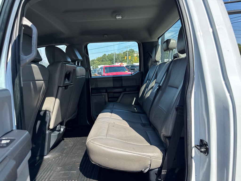 Used 2022 Ford F250 XL w/ Power Equipment Group RWD image 20