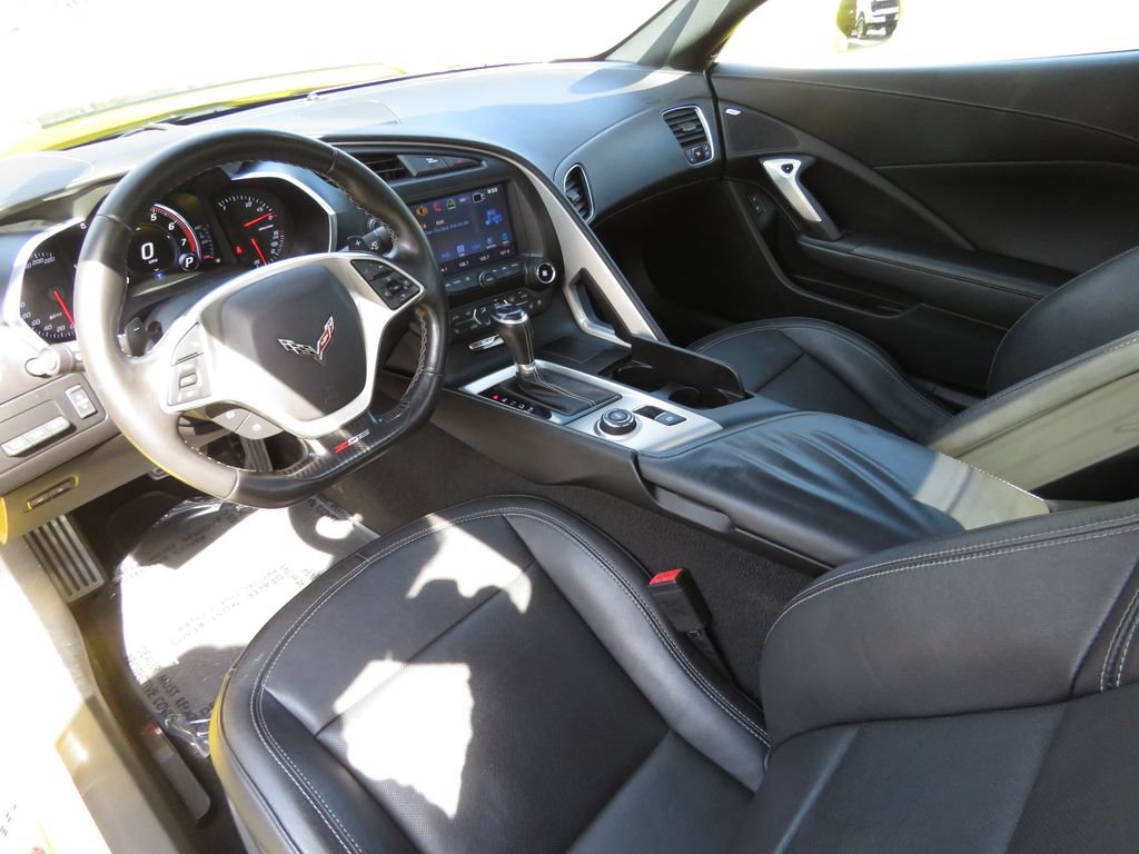 Used 2016 Chevrolet Corvette Z06 w/ 2LZ Preferred Equipment Group RWD image 11