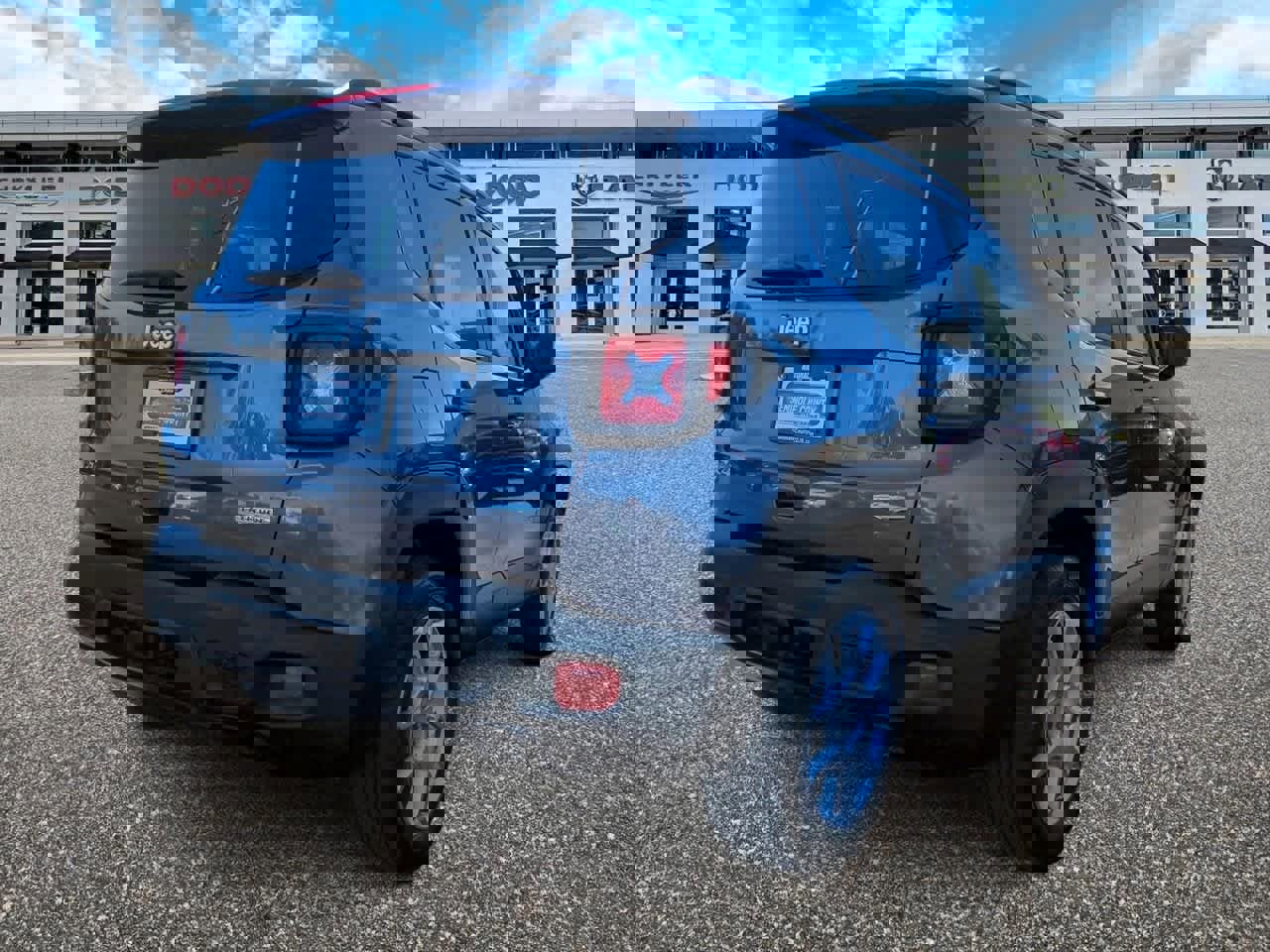 Used 2021 Jeep Renegade Latitude w/ Convenience Group image 8