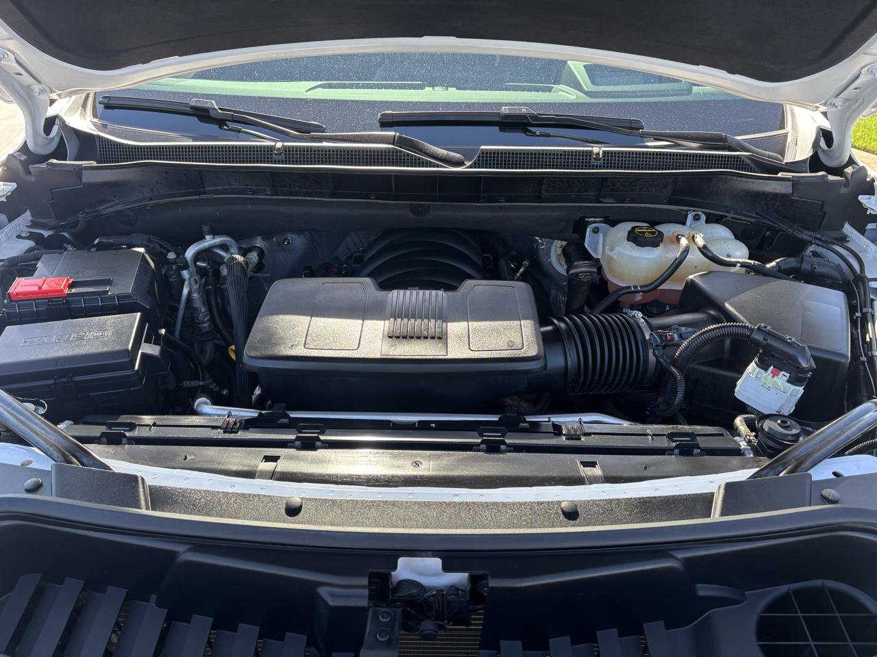 Used 2025 Chevrolet Suburban High Country AWD/4WD image 40