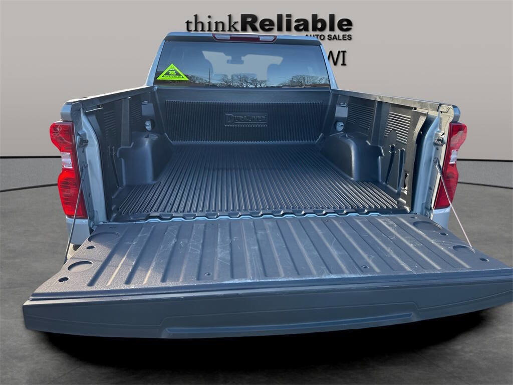 Used 2025 Chevrolet Silverado 1500 LT image 15
