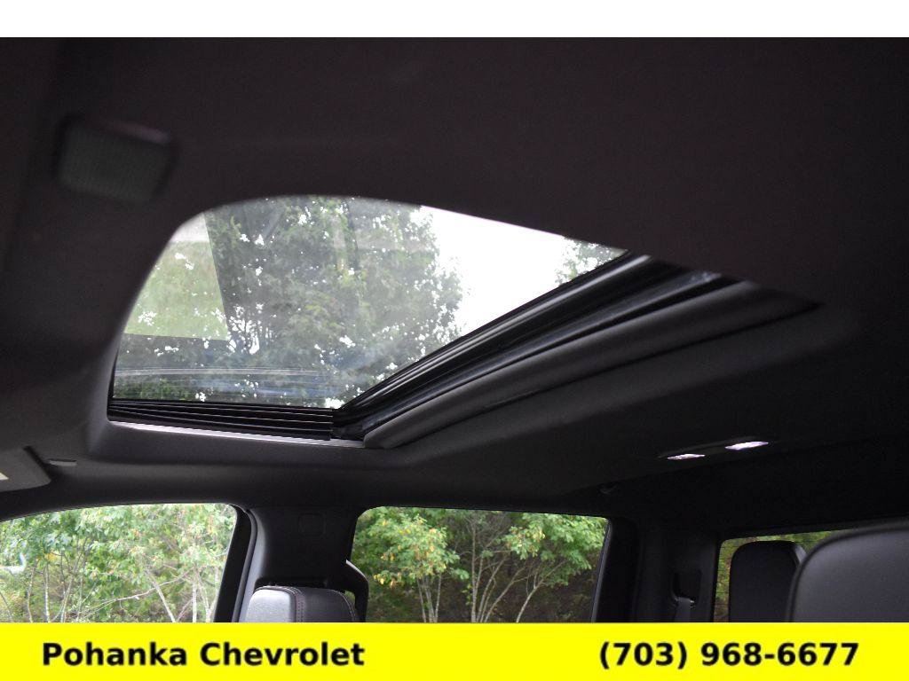 Used 2024 Chevrolet Silverado 1500 High Country w/ Technology Package AWD/4WD image 19