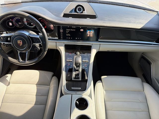 Used 2018 Porsche Panamera Turbo Executive image 19