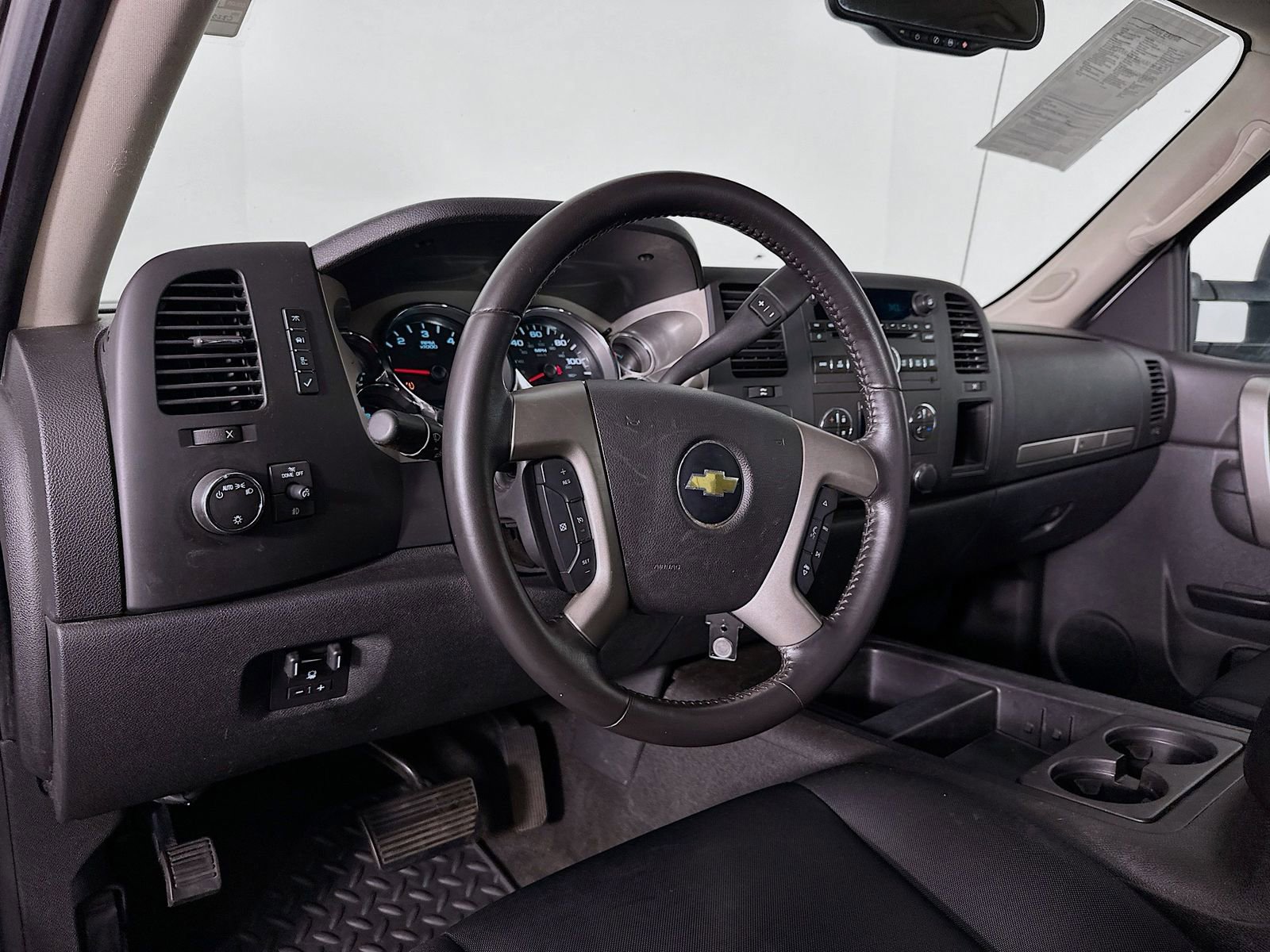 Used 2012 Chevrolet Silverado 2500 LT w/ Interior Plus Package image 12
