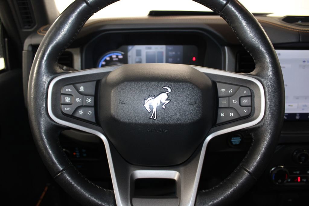 Used 2024 Ford Bronco Badlands image 37