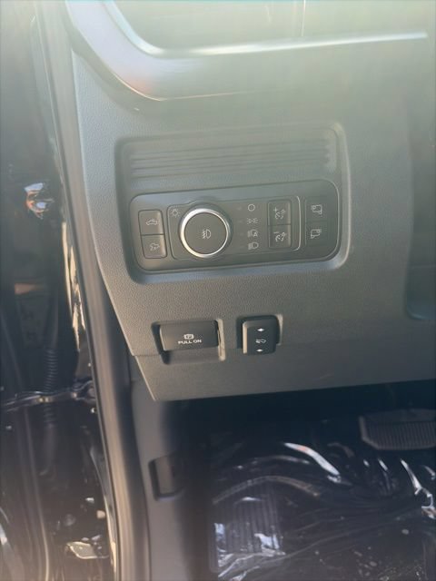 New 2026 Ford F350 Lariat w/ Chrome Package AWD/4WD image 28