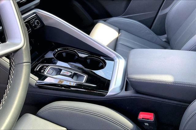 Used 2025 Audi Q5 Premium Plus w/ Premium Plus AWD/4WD image 17