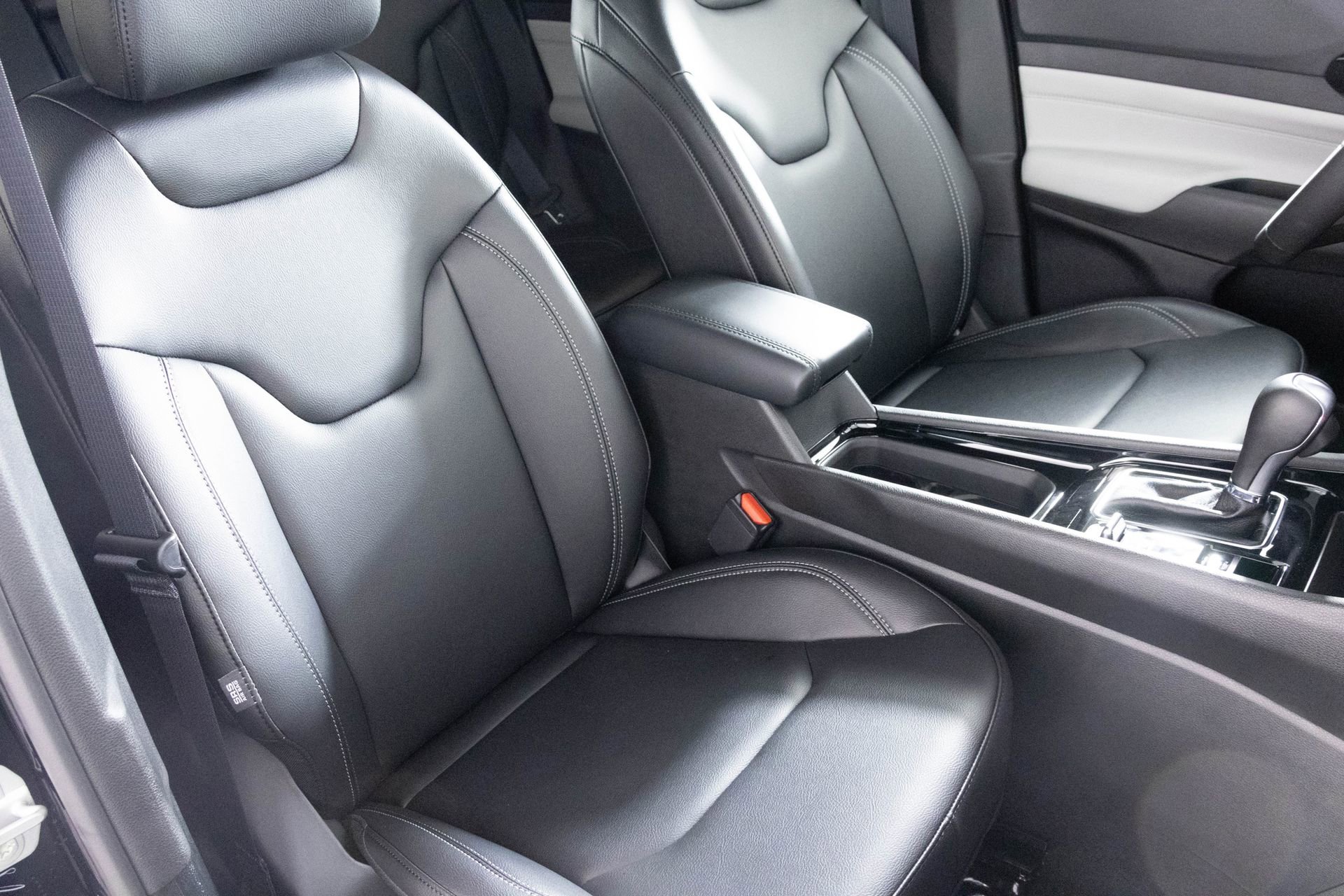 New 2026 Jeep Compass Limited image 36