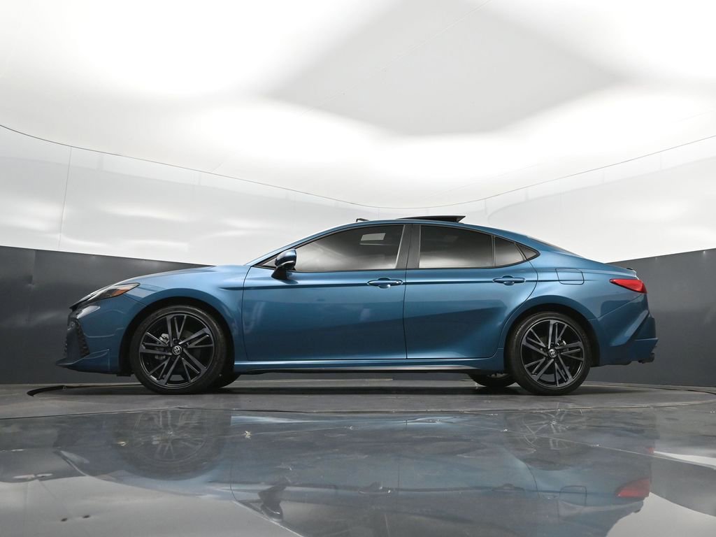Used 2025 Toyota Camry XSE w/ Premium Plus Package image 39