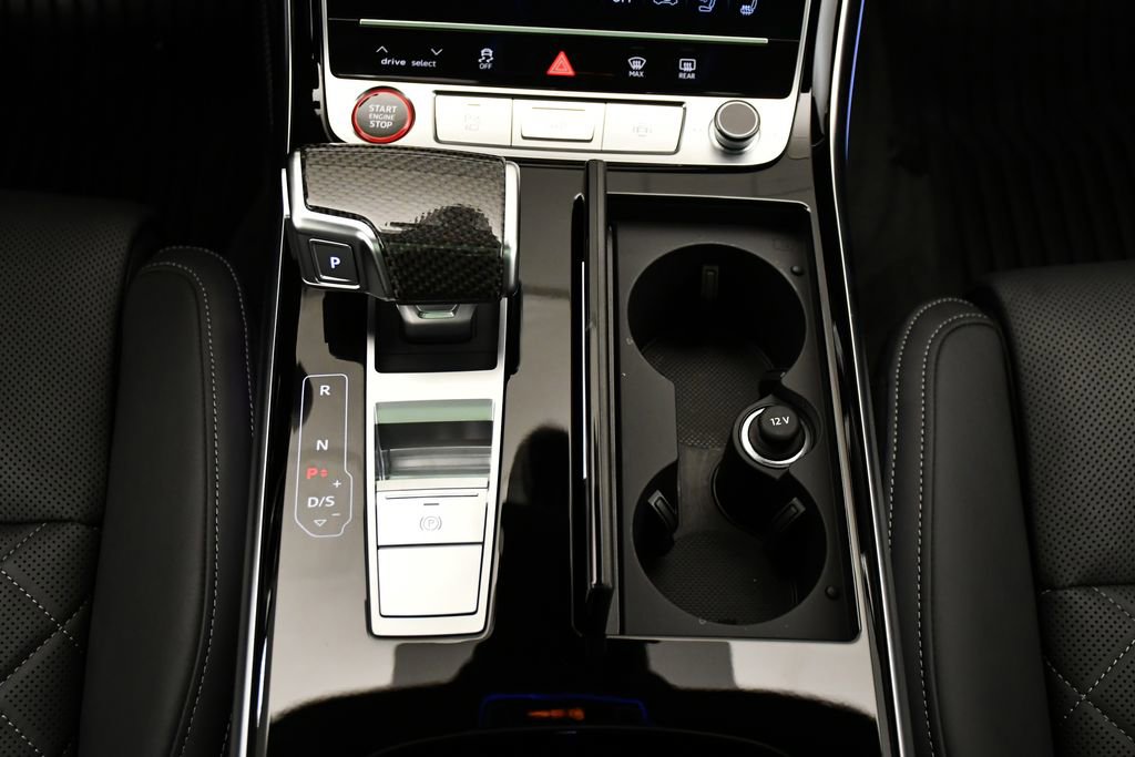 Used 2025 Audi S8 image 28