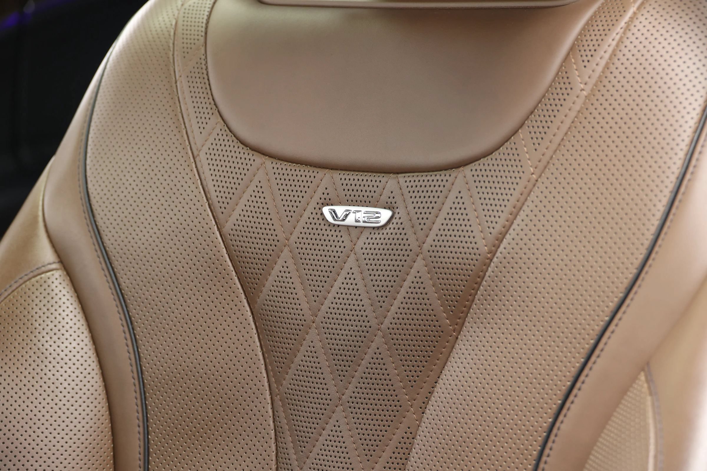 Used 2016 Mercedes-Benz Maybach S 600 image 18