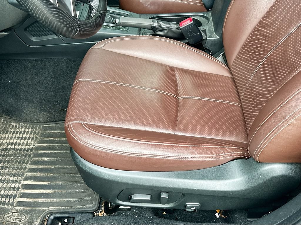 Used 2017 Subaru Forester 2.5i Touring AWD/4WD image 20