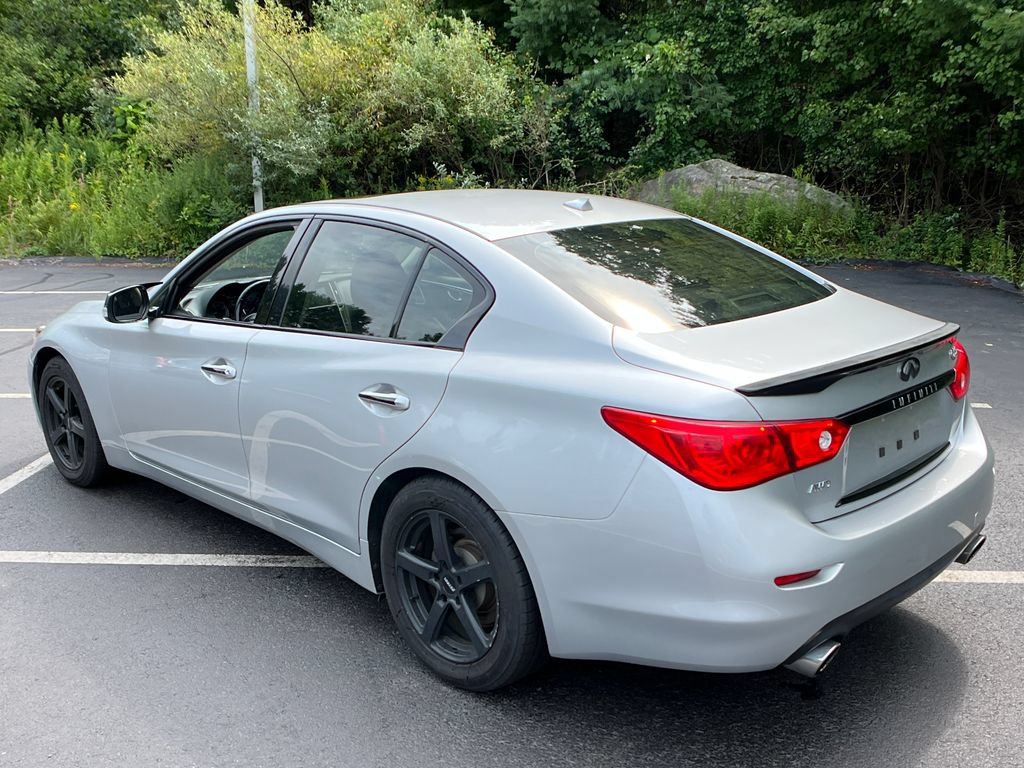 Used 2017 INFINITI Q50 Premium w/ 2.0T Premium Plus Package AWD/4WD image 3
