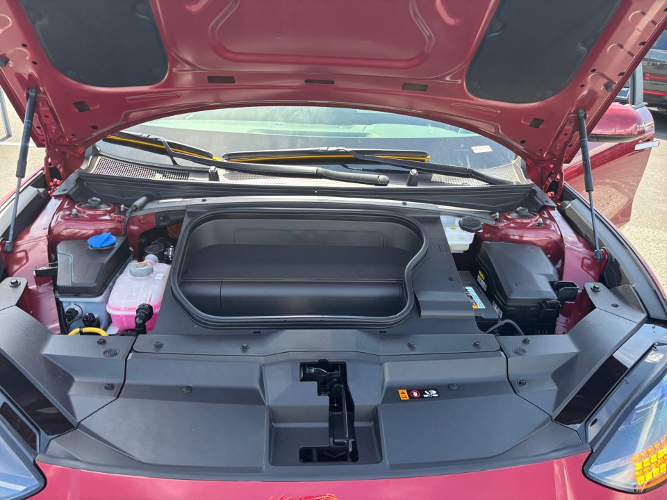 New 2025 Hyundai Ioniq 6 SE image 16