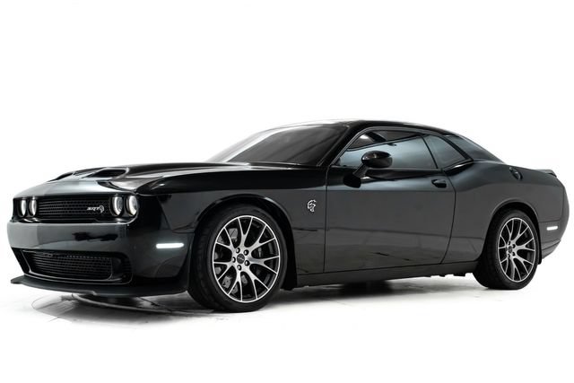 Used 2020 Dodge Challenger SRT Hellcat w/ Plus Package RWD image 7