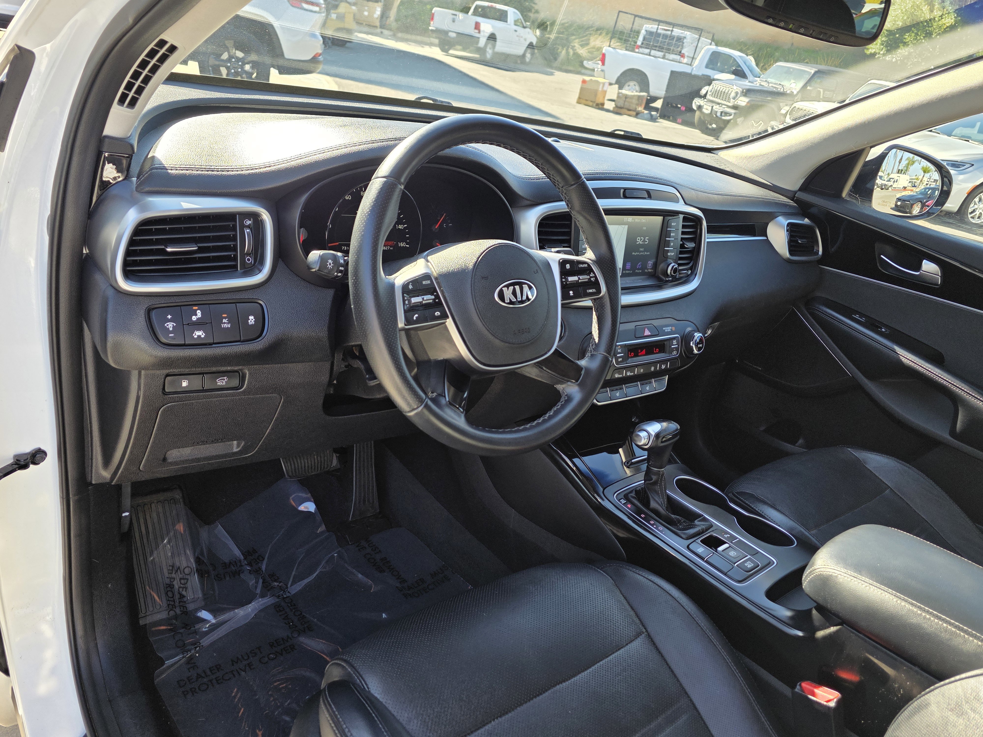 Used 2019 Kia Sorento SX image 10