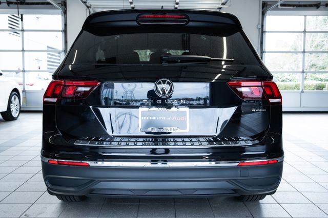 Used 2024 Volkswagen Tiguan Wolfsburg Edition image 5
