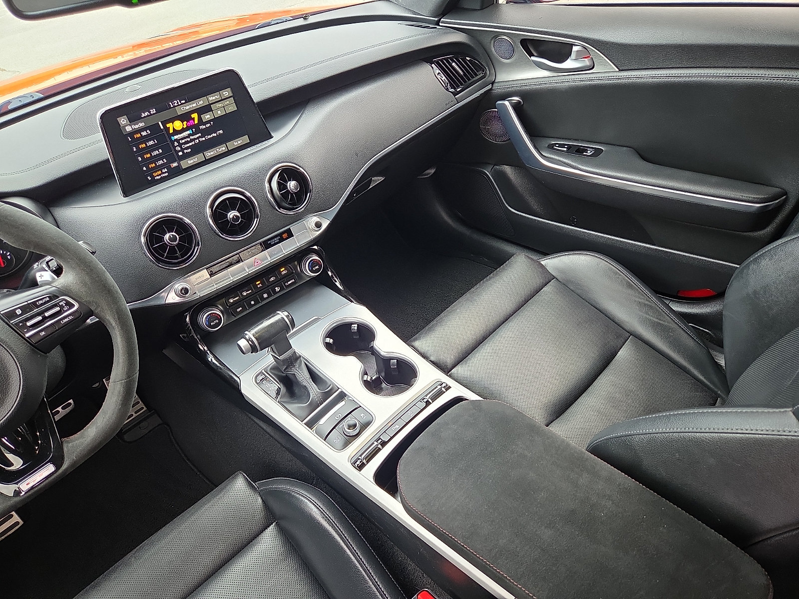 Used 2019 Kia Stinger GTS RWD image 12
