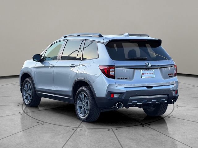 Used 2025 Honda Passport TrailSport image 4