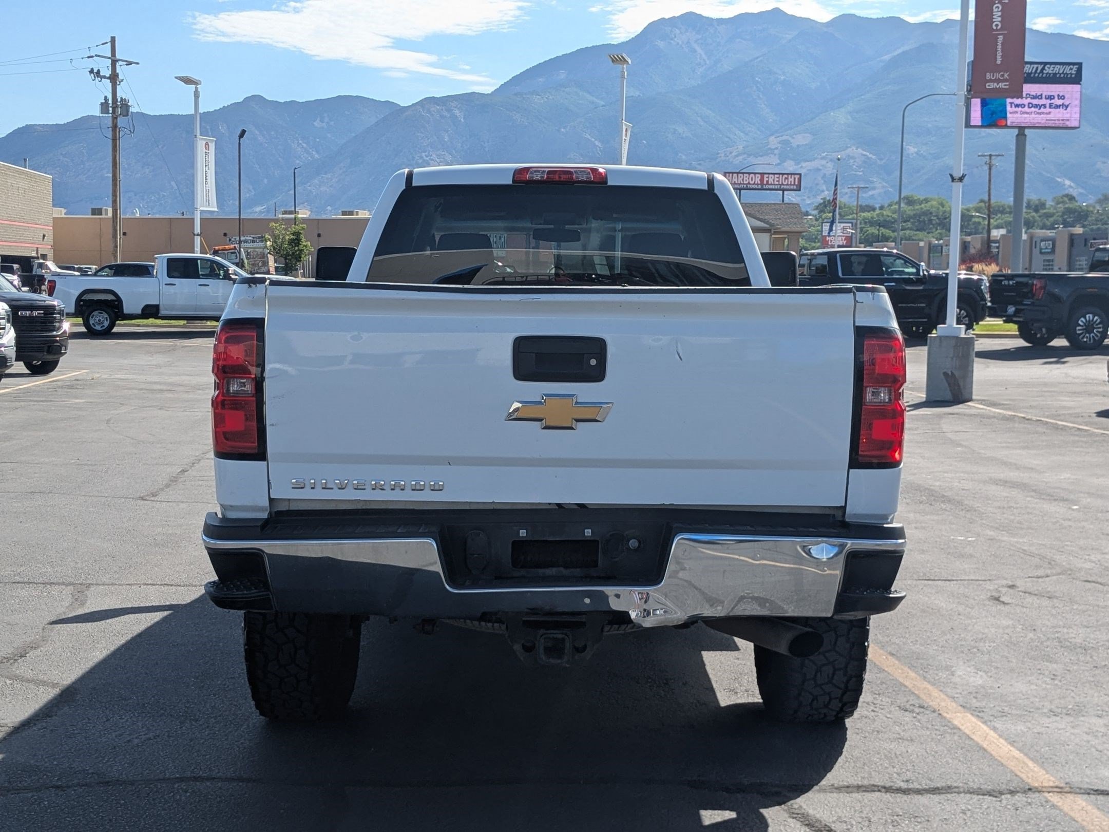 Used 2017 Chevrolet Silverado 3500 W/T w/ WT Fleet Convenience Package AWD/4WD image 4