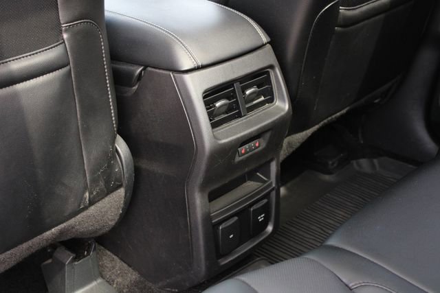 Used 2017 Ford Edge Titanium w/ Equipment Group 302A image 24