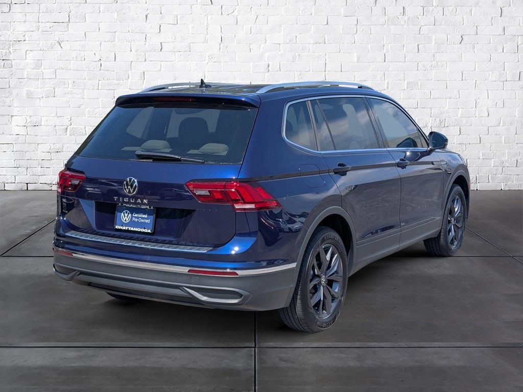 Certified 2023 Volkswagen Tiguan SE w/ Panoramic Sunroof Package FWD image 7