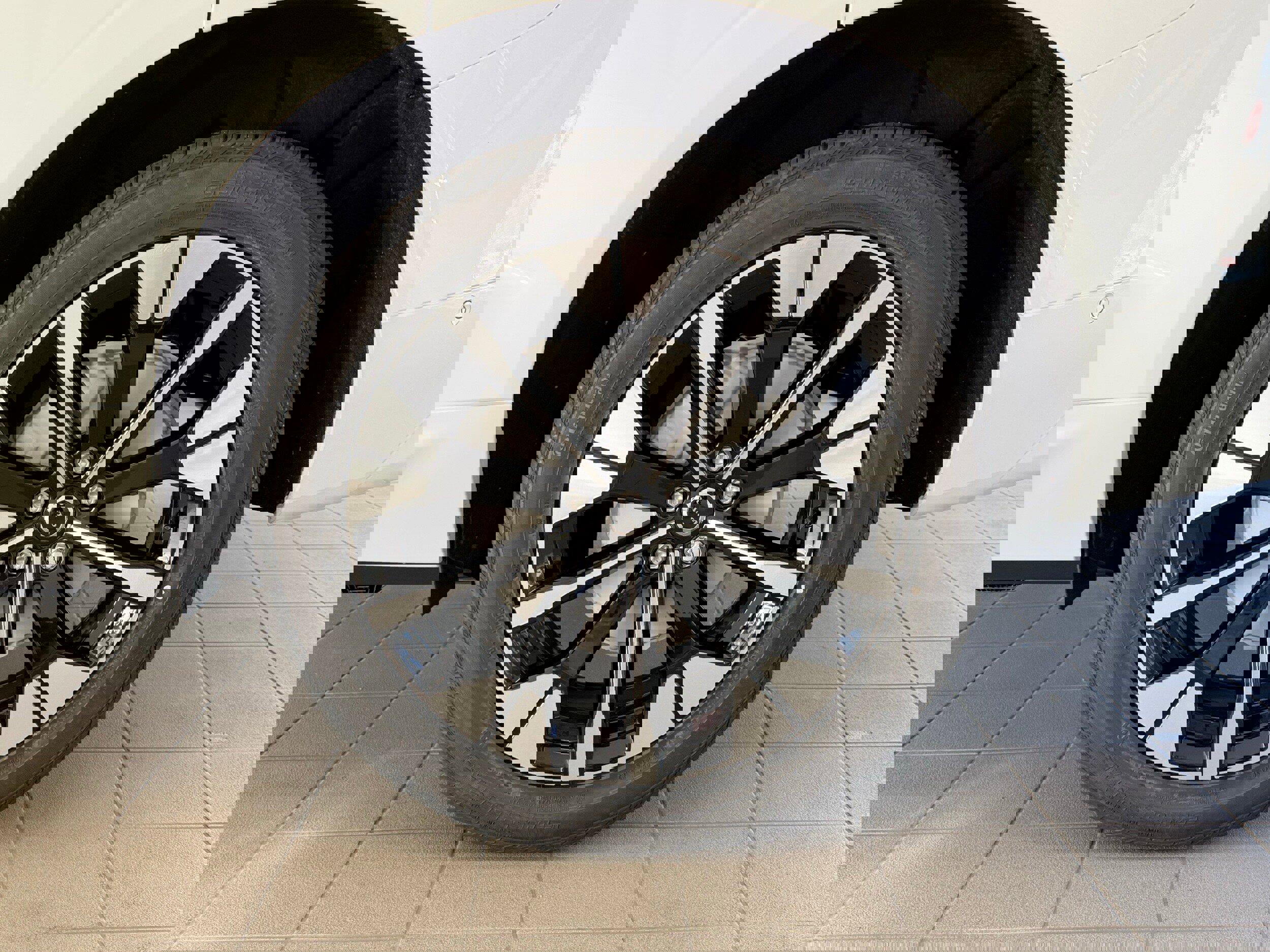 New 2026 Volvo XC60 B5 Plus w/ Protection Package Premier image 10