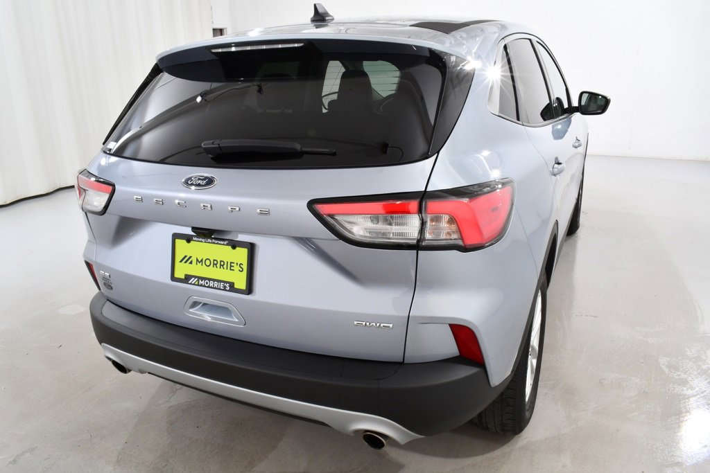 Used 2022 Ford Escape SE w/ Cold Weather Package image 12