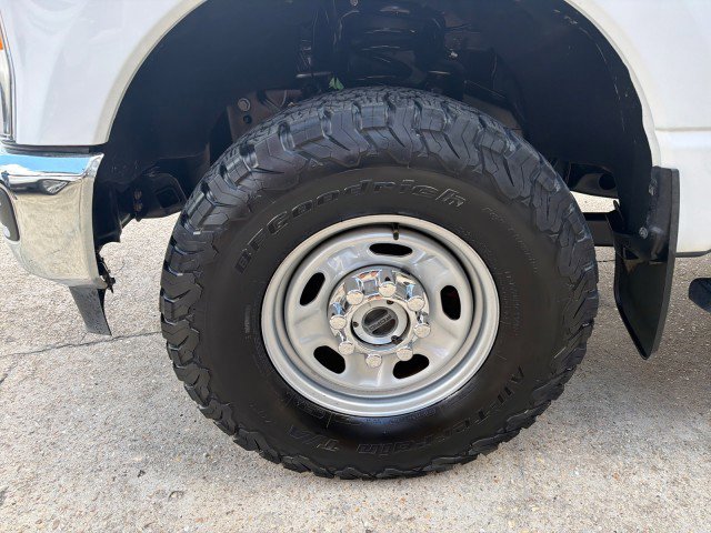 Used 2023 Ford F250 XL w/ XL Off-Road Package image 15