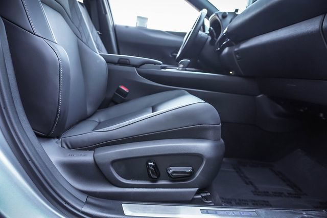 Certified 2025 Lexus UX 300h FWD w/ Accessory Package (Z2) image 23
