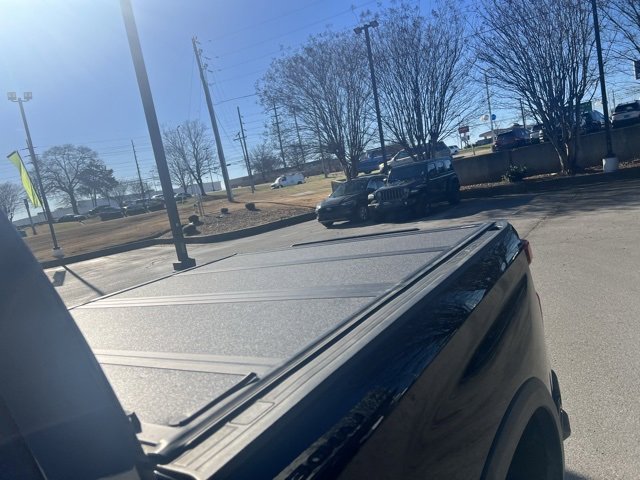 Used 2023 Chevrolet Silverado 1500 ZR2 w/ Technology Package image 13