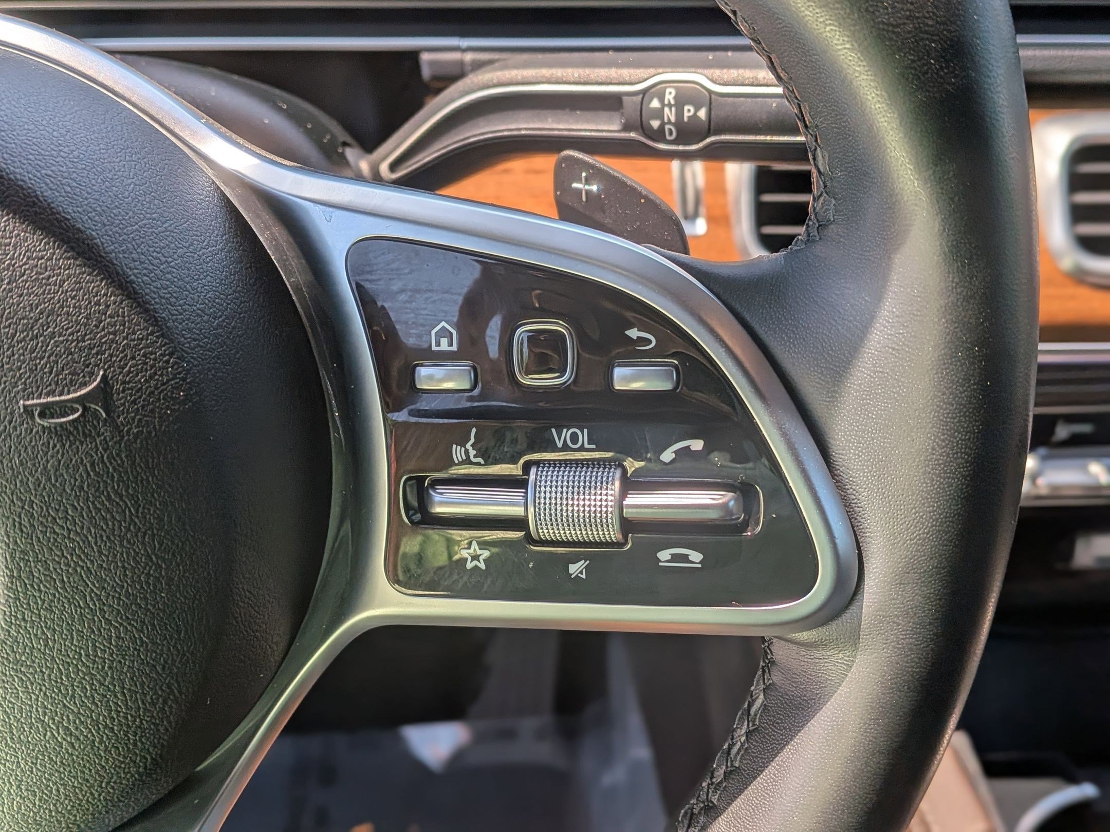 Certified 2022 Mercedes-Benz GLS 450 4MATIC image 18