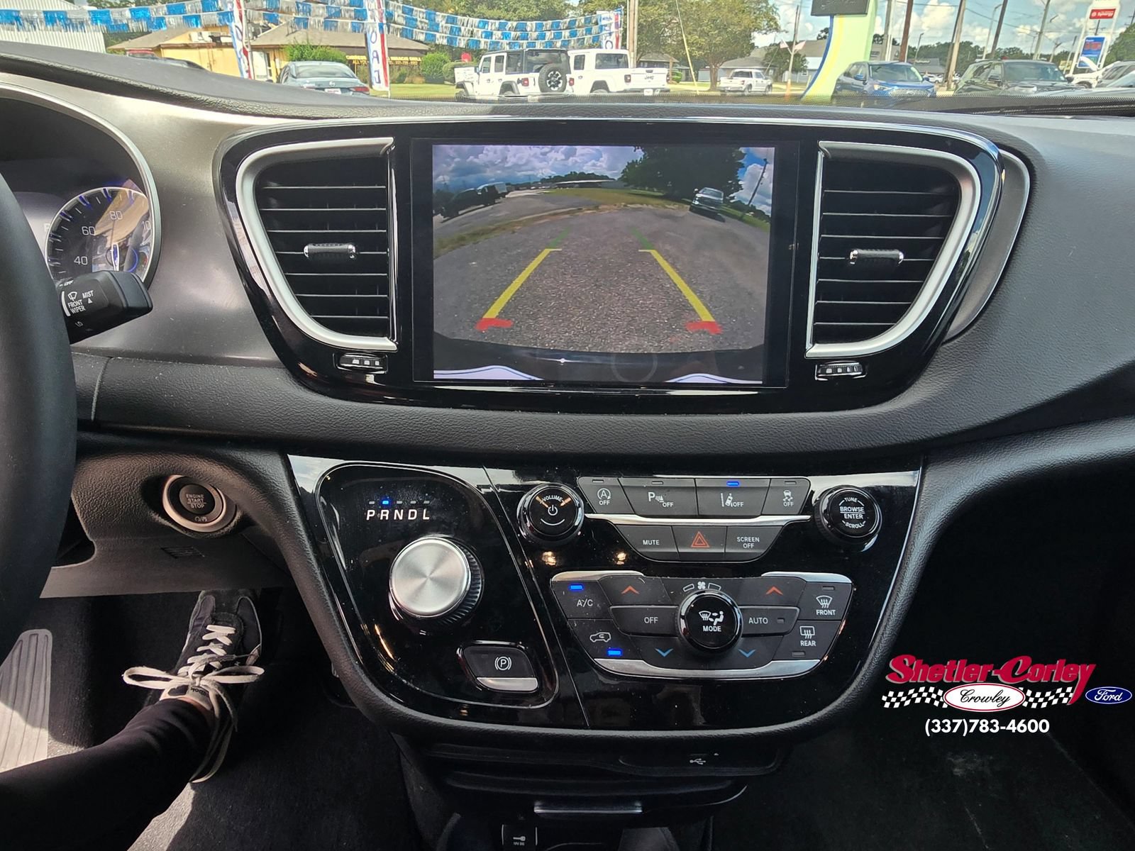 Used 2026 Chrysler Pacifica Select FWD image 20