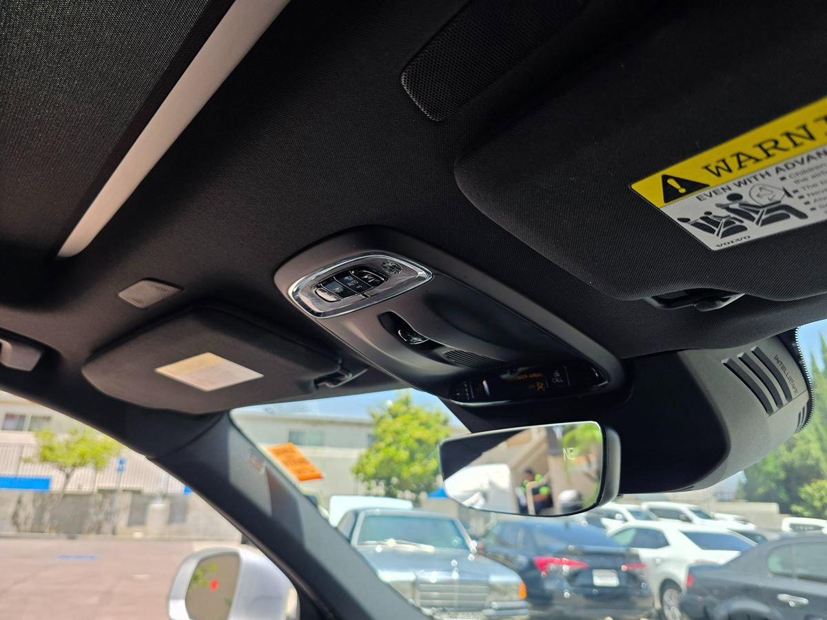 Used 2019 Volvo XC90 T6 R-Design AWD/4WD image 18