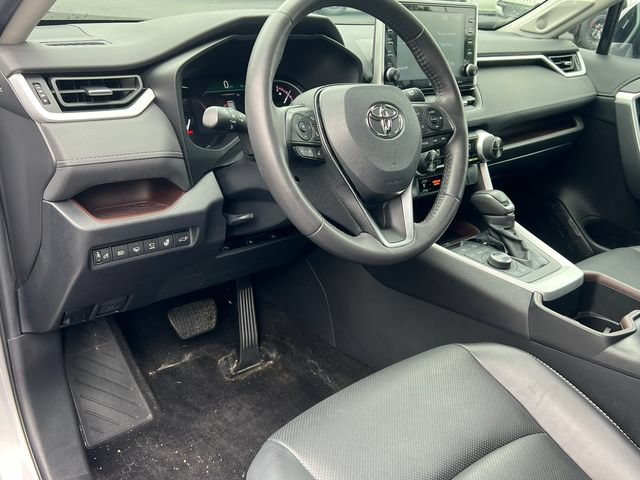 Used 2022 Toyota RAV4 Limited AWD/4WD image 18