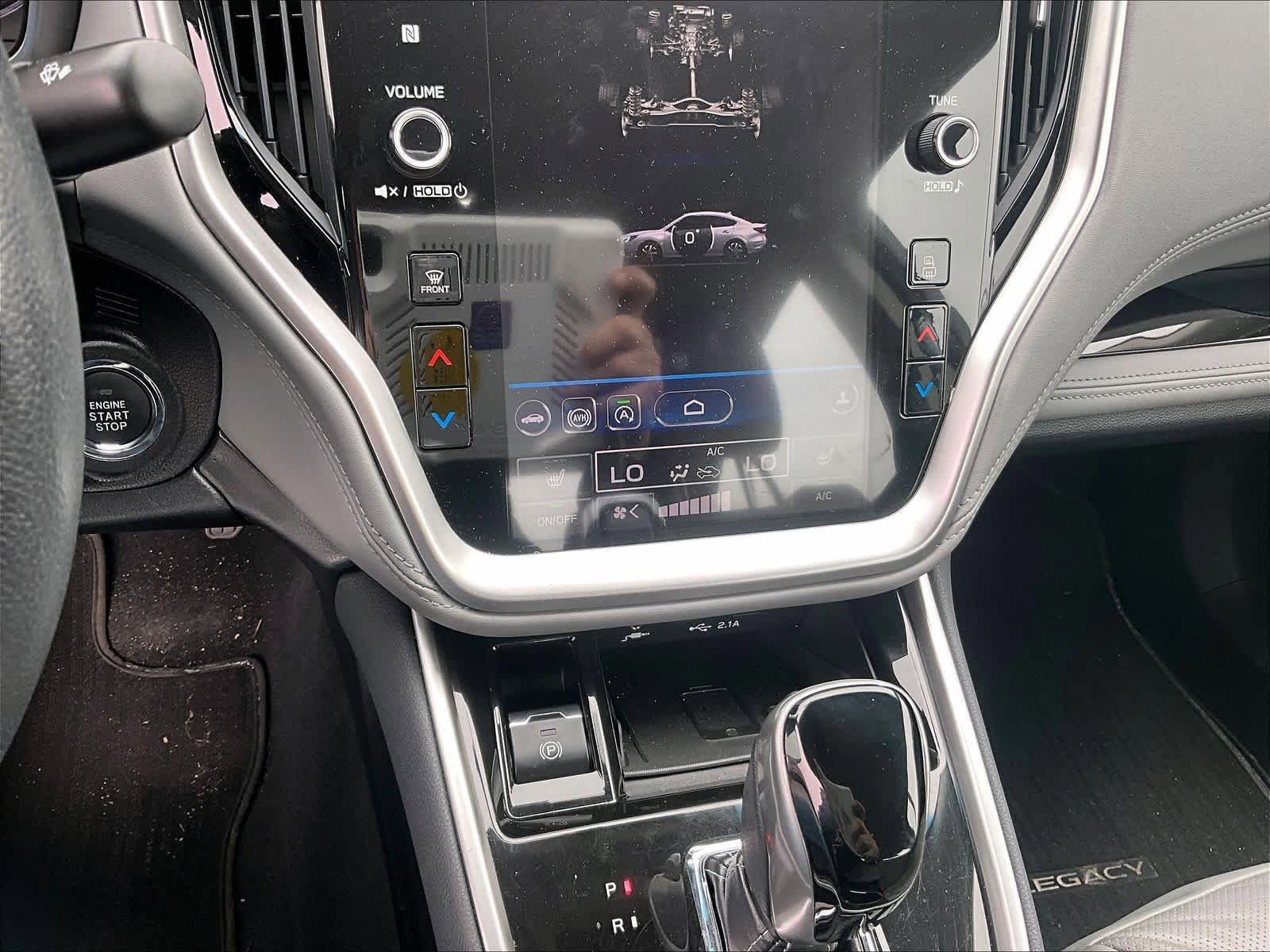 Used 2020 Subaru Legacy Limited image 27